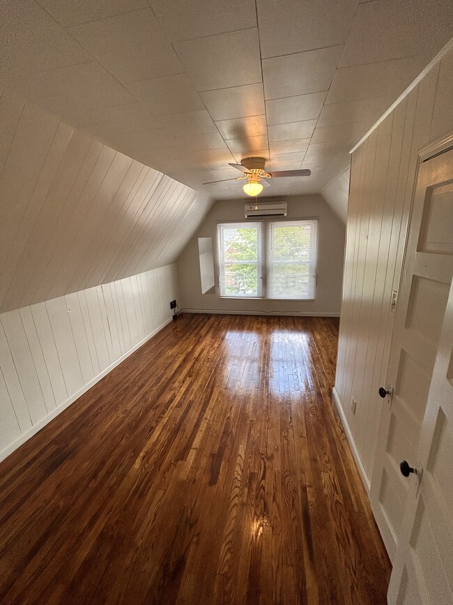 Dormitorio - 3916 Coleman St