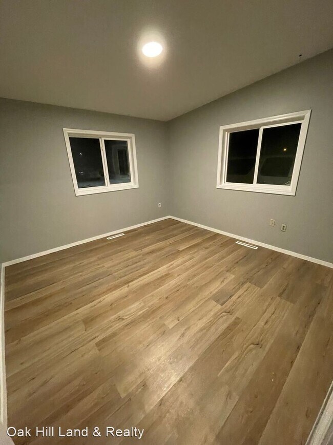 3 br, 1 bath House 1585 Harrington Loop House Rental in Sergeant