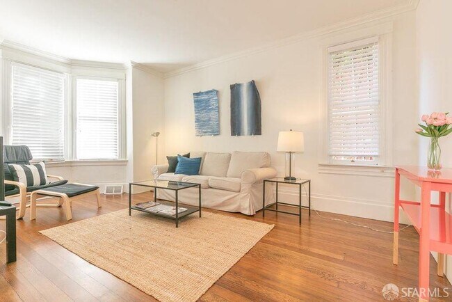 Foto del edificio - 2233 Webster St