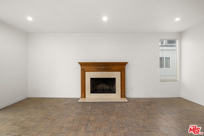 Foto del edificio - 4213 Whitsett Ave