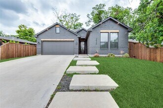 Building Photo - 2830 S Marsalis Ave