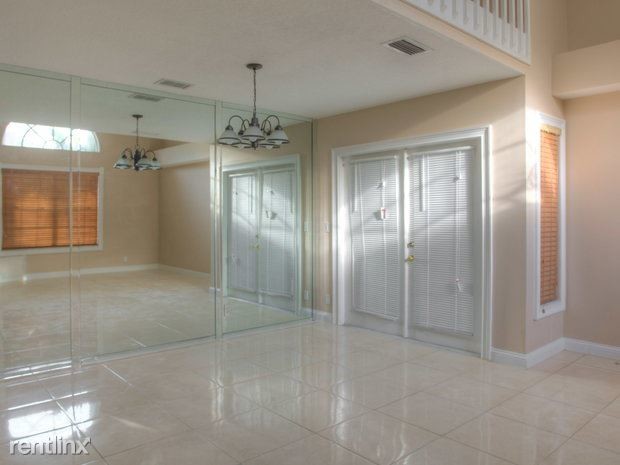 Building Photo - 3 br, 2.5 bath House - 3814 Woods Walk Blvd