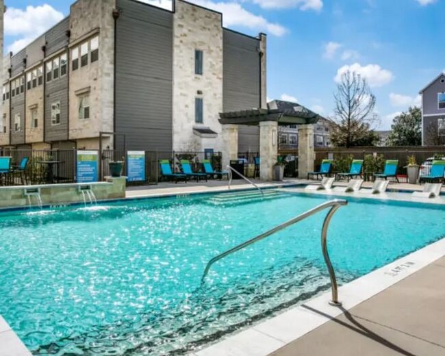 Building Photo - 21077 Kingsland Blvd