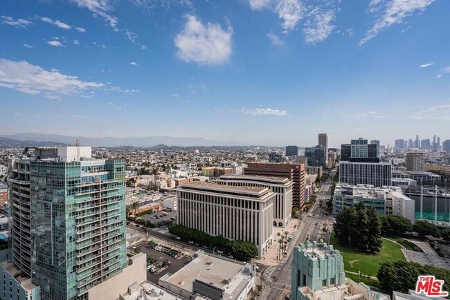 Building Photo - 3810 Wilshire Blvd