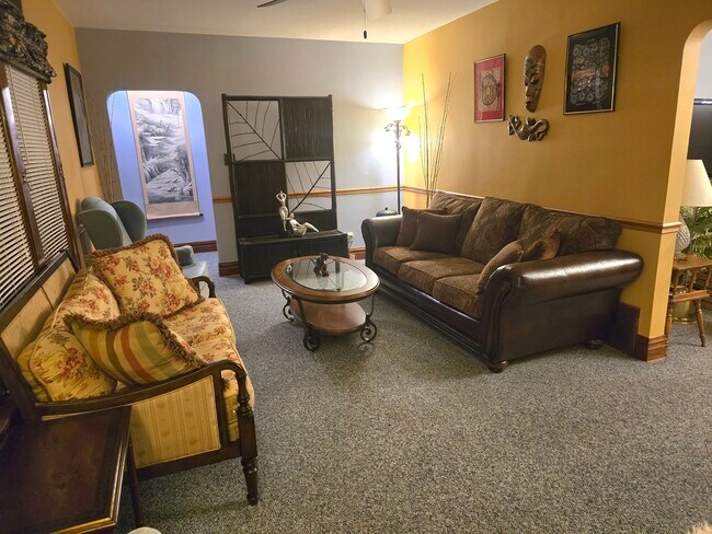 Foto del edificio - 437 S Craig Pl