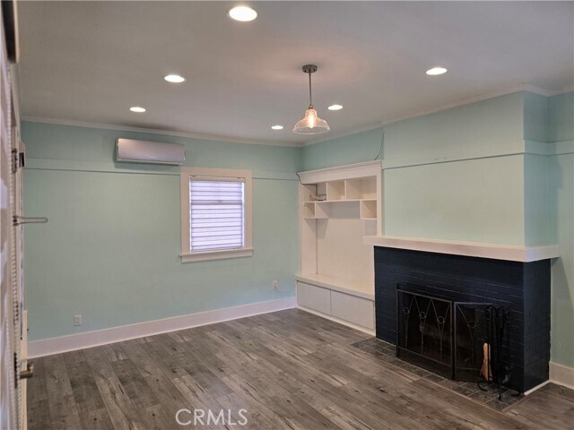 Foto del edificio - 396 N Mentor Ave