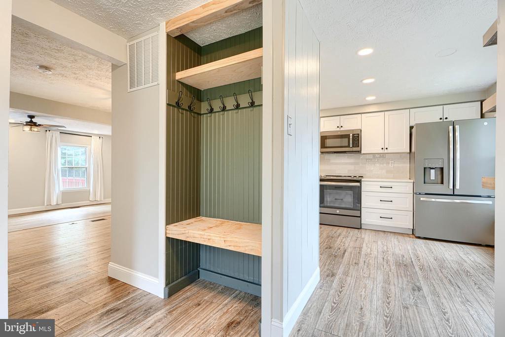 Foto principal - 1725 Beechbank Way