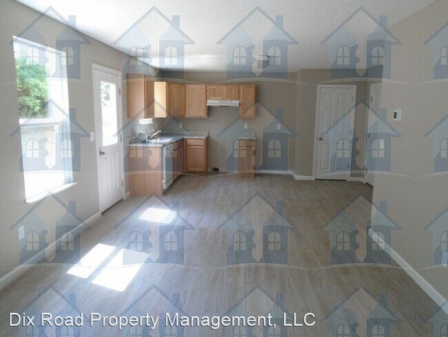 Building Photo - 3 br, 2.5 bath House - 410 McEwing Drive,