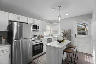 Interior Photo - Camden Square