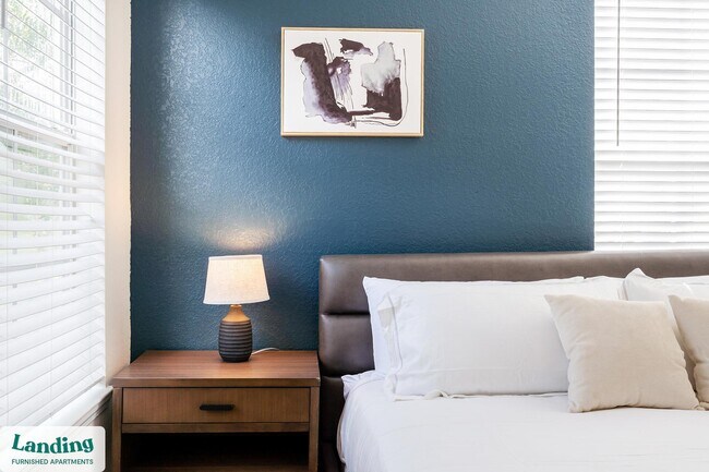 Foto del edificio - 2801 Biltmore Park Dr