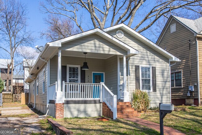 Building Photo - 974 Mauldin St SE