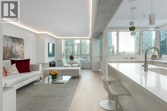 Building Photo - 1238 Melville St