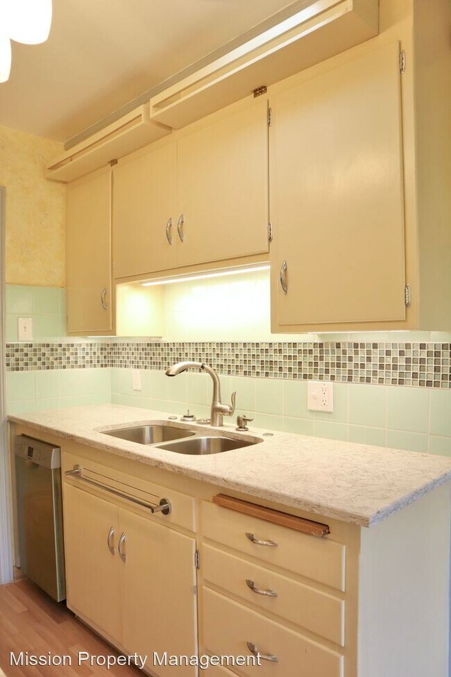 Building Photo - 3 br, 1 bath House - 39984 Michelle St