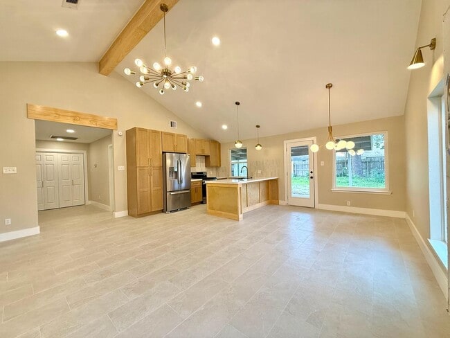 Building Photo - 1010 Golden Nugget Ct