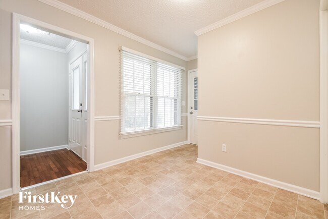 Foto del edificio - 2403 Windridge Drive Northeast