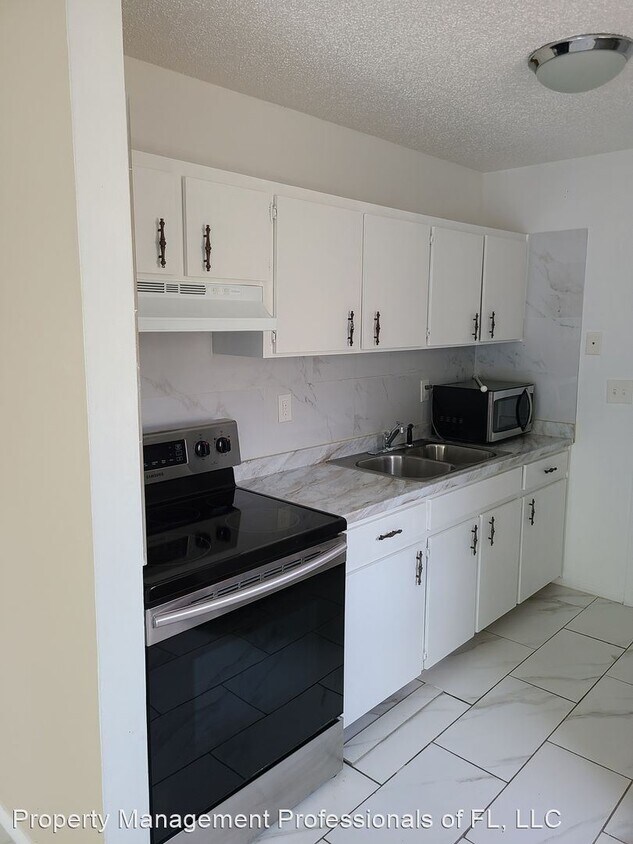 Primary Photo - 2 br, 1 bath House - 7397 34th St N