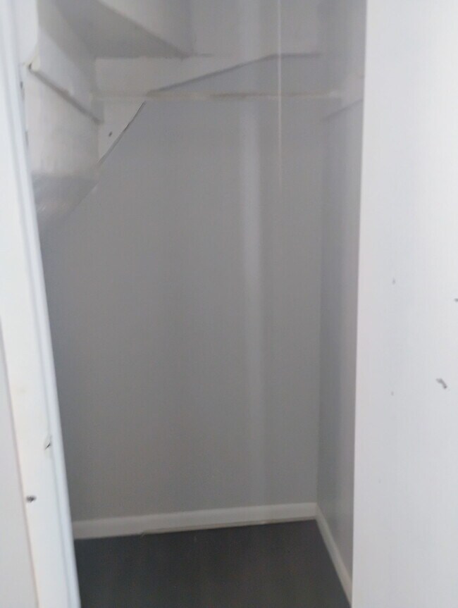 Foto del edificio - 1029 Gill St
