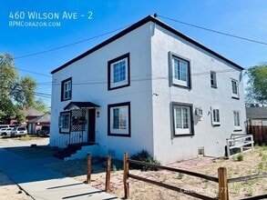 Building Photo - 460 Wilson Ave