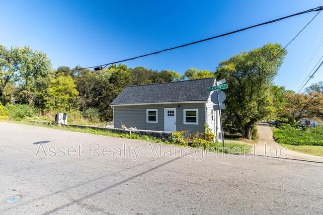 Photo - 128 Pickering St Apartment