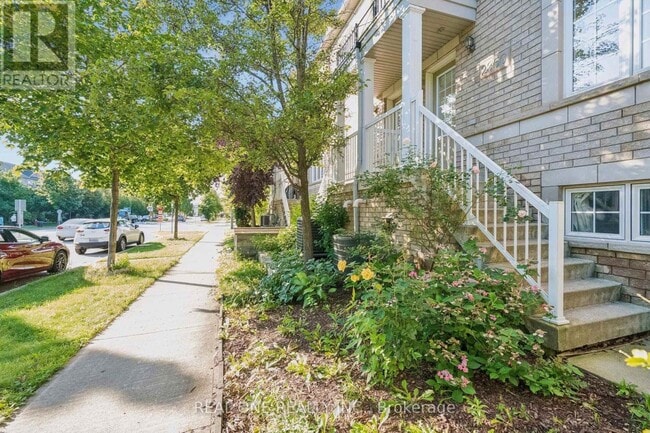 Building Photo - 2350 Sutton Dr