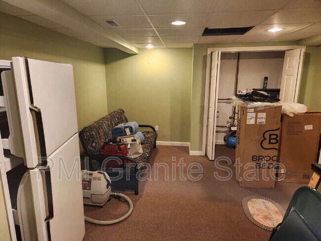Building Photo - 46 Stanstead Pl