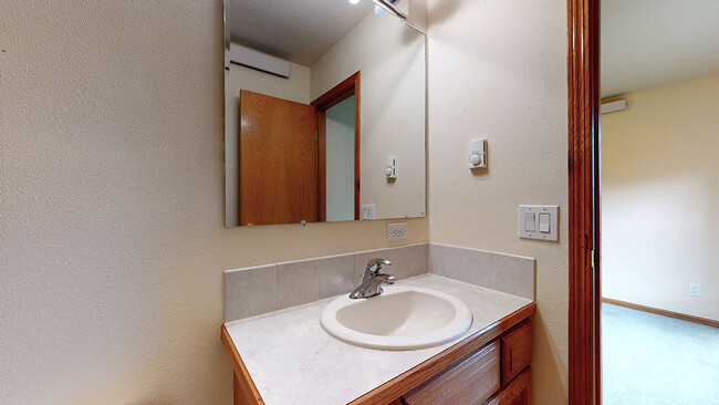 Building Photo - Wheelhouse Apartments
