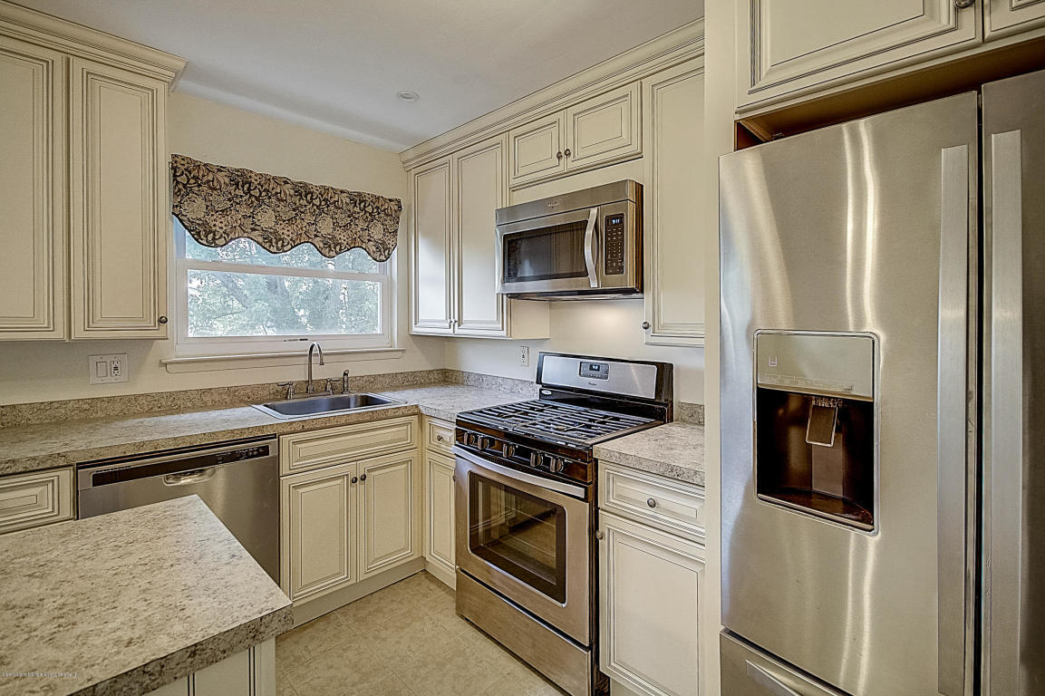 82 Grayson St Unit 2, Staten Island, NY 10306 Apartment
