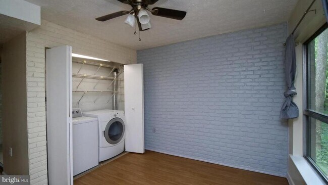 Foto del edificio - 7700 HANOVER PARKWAY