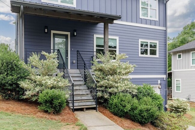 Photo - 125 Harper St House