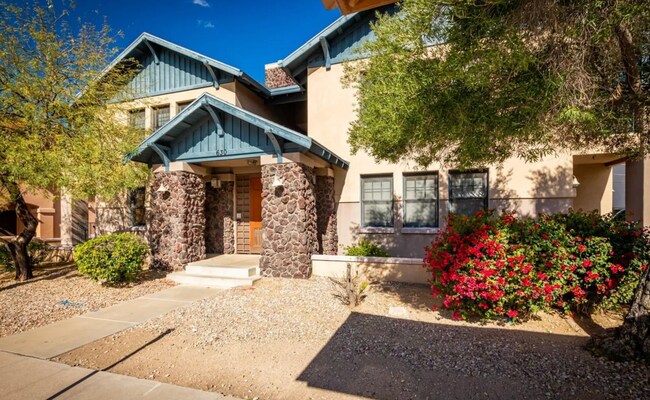 Building Photo - 630 E Harvill Dr