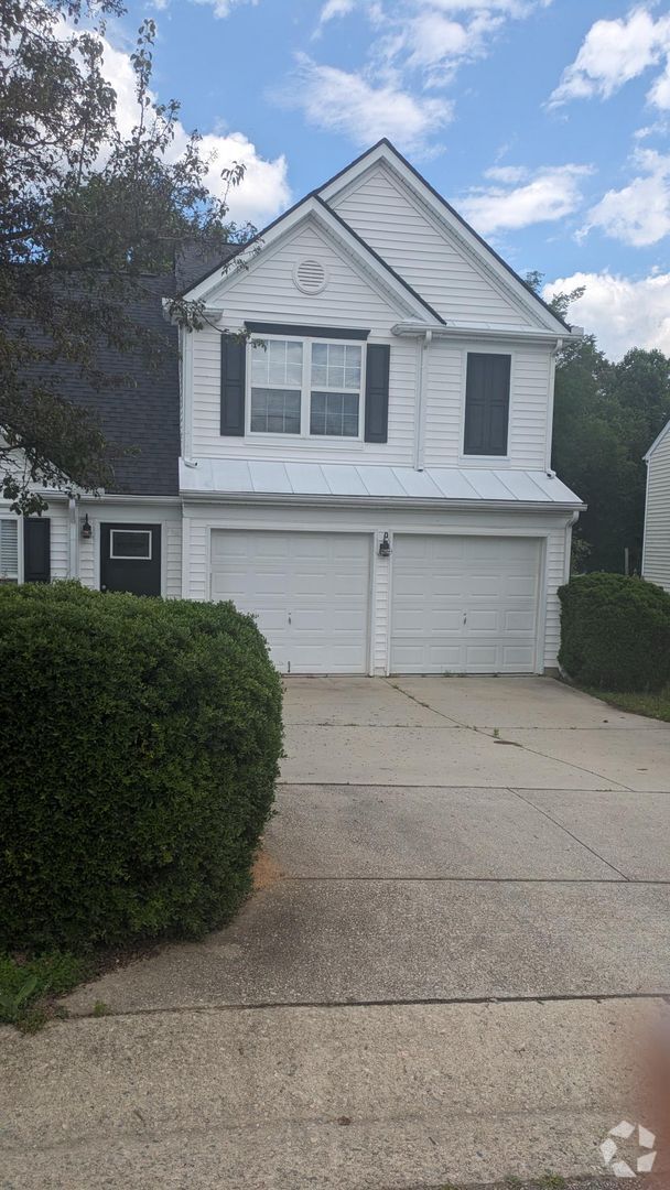 Cardinal Grove Apartments for Rent with Washer & Dryer Raleigh, NC