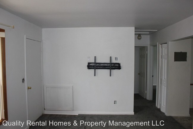 Foto del edificio - 2 br, 1 bath House - 3825 DOLPHAINE