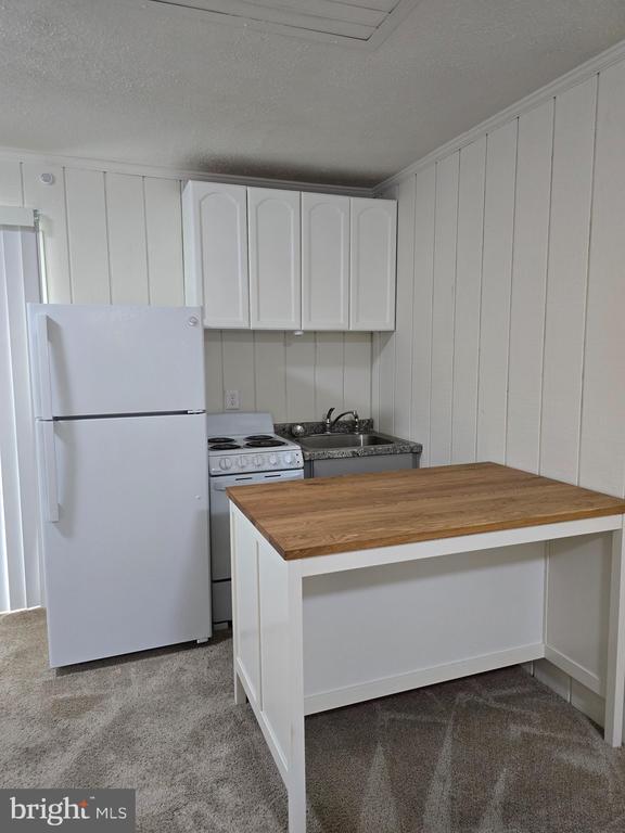 Building Photo - 384 Peach Orchard Rd