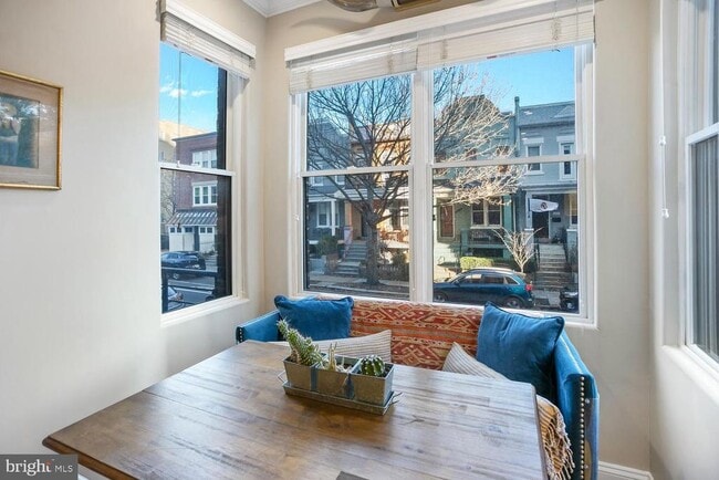 Foto del edificio - 2650 15th St NW