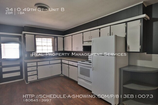 Building Photo - Pet Friendly 2 Bedroom 1 Bath Duplex