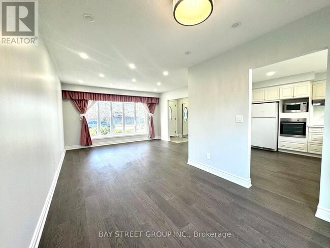 Building Photo - 55 Taylor Rd