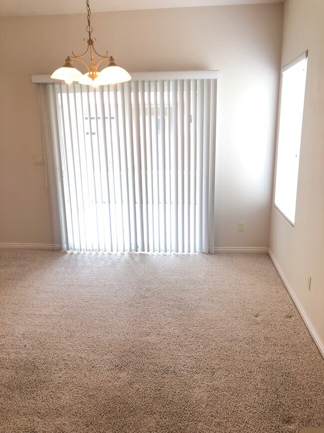 Foto del edificio - 3 bed 2 bath home for rent in Hurricane