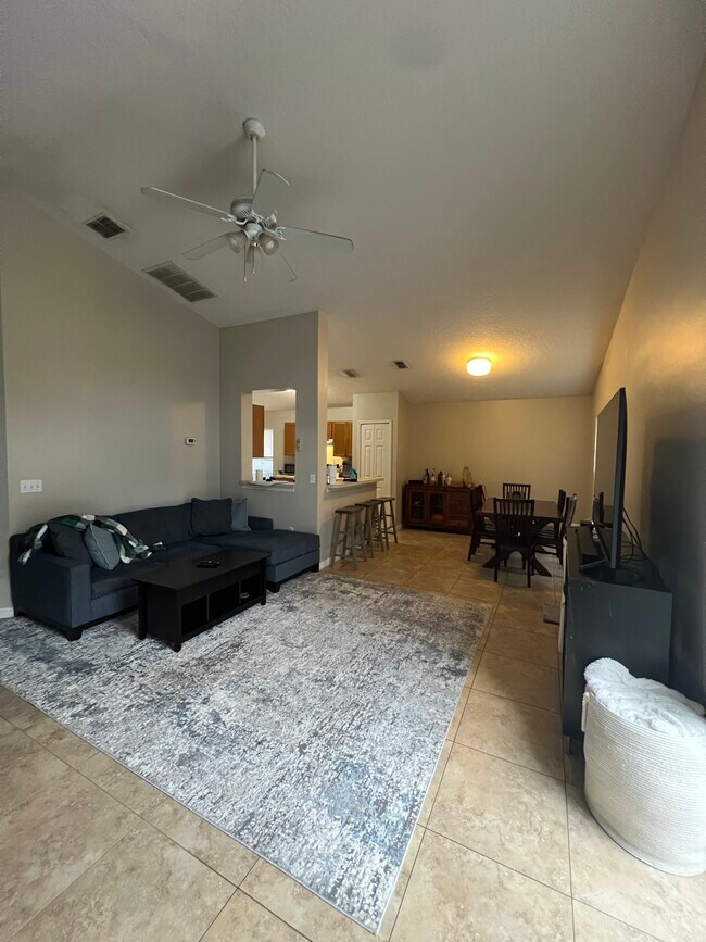 Foto del edificio - 2312 Ole Hickory Dr