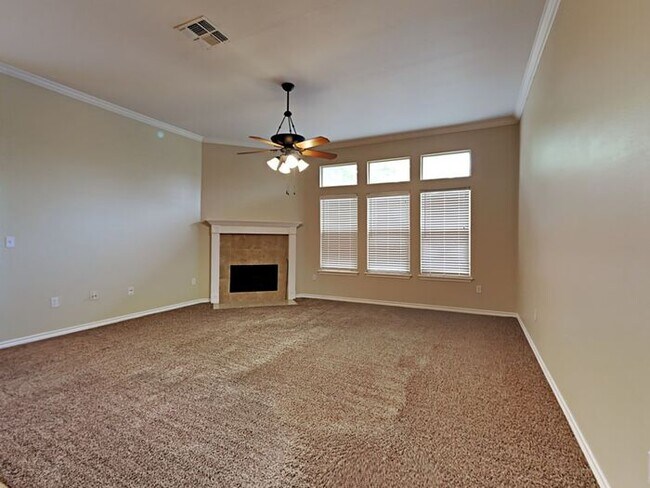 Foto del edificio - No Application Fees* $1000 off 1st rent w/...
