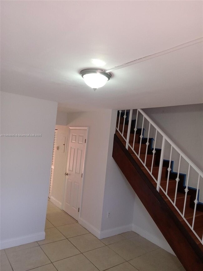 Foto del edificio - 1819 SW 107th Ave