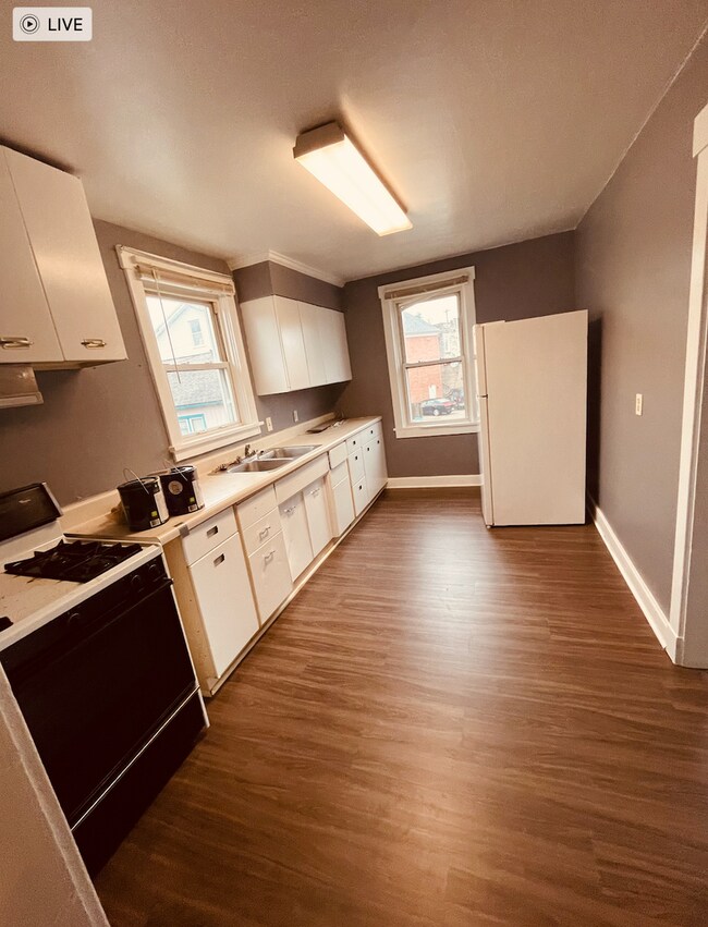 Foto del edificio - 3827 Willow Ave
