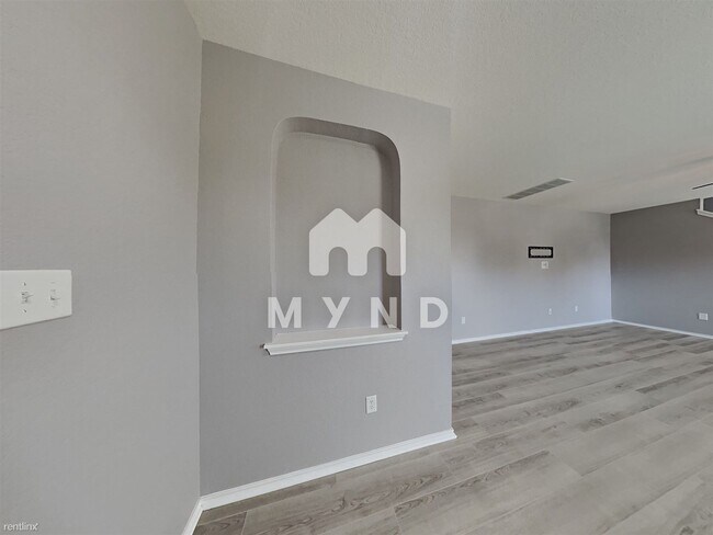 Building Photo - 4 br, 2 bath House - 6227 Fred Couples