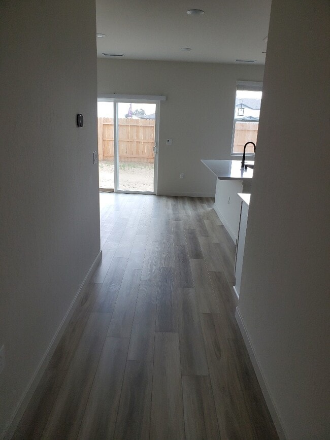 Building Photo - 1460 S Orbit Cir