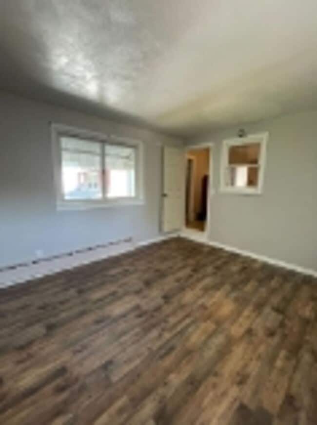 Building Photo - 13 S Marshall St