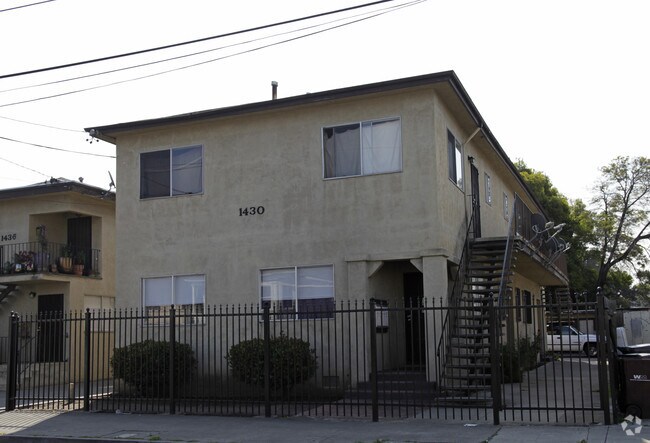 Building Photo - 1430-1436 45th Ave