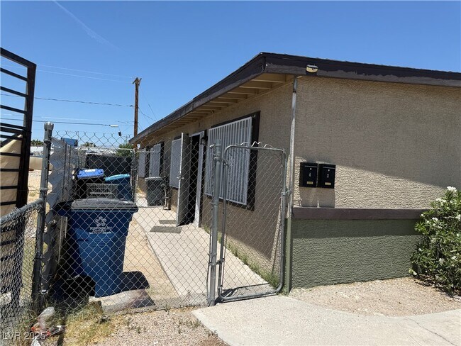 Foto del edificio - 2519 N McCarran St