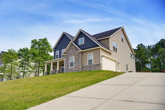 Foto del edificio - 90 Countryside Dr