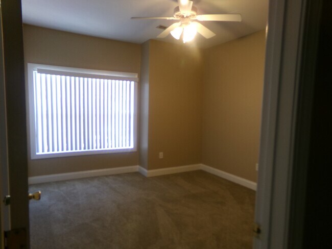 Foto del edificio - 2065 Silvercrest Dr