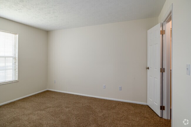 El Derby de Kentucky - 676SF - Dormitorio - Hunt Club Apartments