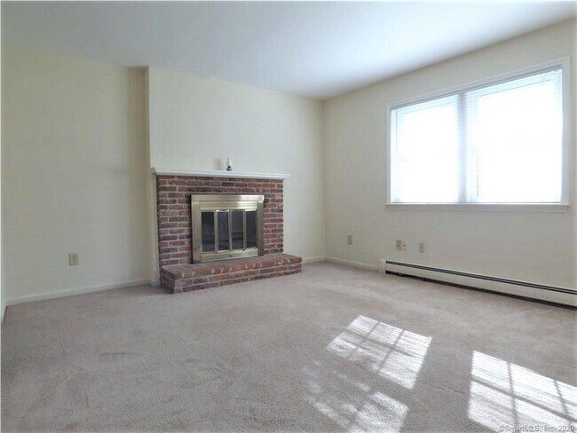 Building Photo - 59 Homestead Ln